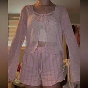 🌸 ardene Pink floral Tie Front Blouse size small